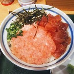 てらだ屋 - ネギトロづけ丼＆ごはん大盛！たっぷりネギトロとぶつ切り赤身が！鮮度は悪くありません！