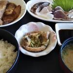 花風 - お造り定食\1,080（税込）。お魚まみれ。