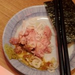 晩杯屋 - ネギトロ（食べかけ笑）180円