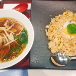 大阪らーめん　喜らく - チャーハンセット　醤油ラーメン