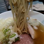 中華そば 梟 - 麺　リフト！