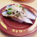Akindo Sushiro - 炙りいわしの香味野菜のせ(150円・外税)