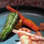 大どころ - 焼き野菜はお塩か肉味噌で。こちらの肉味噌はいつ頂いても美味しい。