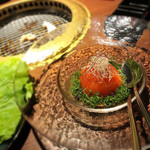 琉球BBQ Blue - ・まるごとトマトの海鮮キムチボール 