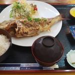 魚屋直営食堂　魚まる - 