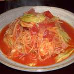 カシュカシュ - ベーコンとキャベツトマトパスタ（大盛り）