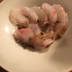 スパイスと酒 山椒魚 - 瀬戸内真鯛の山椒オイル
