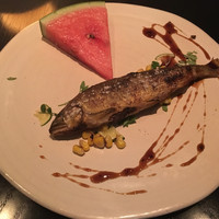 ラ・ボンヌターブル - 