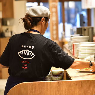 明るい店内で女性やお一人様でも◎♪