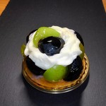 cake shop Nia - シャインナガノ、溶けかけ(笑)