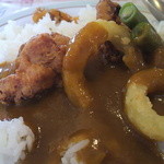 ラパン - カレーをかけるとこんな感じ。