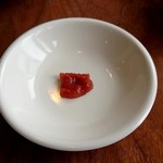 麺屋 翔 - つけ麺に付いてきた別皿の梅肉