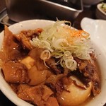 串カツ さくッ咲 - 牛筋豆腐煮込み380円