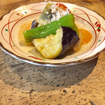 炭火 鳥もと - お通しの南蛮漬け