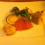 ホテルニューアワジ - 前菜です。アワビやフグなど