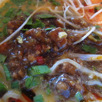 龍天門 - 冷し坦々麺、もっとＵＰ