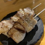 メシサカバ  トム家 - 三元豚バラ串＆鹿バラ串
