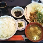 Masaoka No Yakiniku Resuto - 焼肉定食 600円(税別)(2019年8月7日撮影)