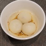 レンゲ - ゆで胡麻団子