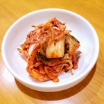 韓国食堂 サムギョプサル - セットのキムチ