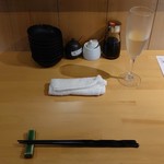 天ぷらとワイン 小島 - カウンター。