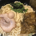 横浜家系ラーメン大砲家 - 豚骨塩ラーメンのアップ