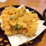 かっすい亭 - ちょっとピンボケ　ミックスかき揚げ