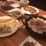 COSARI NEW KOREAN TABLE TOKYO - 