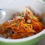 フォリオリーナ・デッラ・ポルタ・フォルトゥーナ - 兎肉とキャロットラペ