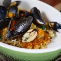 フォリオリーナ・デッラ・ポルタ・フォルトゥーナ - モンサンミッシェル産ムール貝とカラスミのフレーゴラ