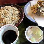 手打ちそば かめやま - 『せいろ』と『舞茸天』