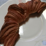 113374221 - クロワッサン(226円)