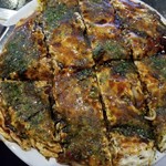 Okonomiyaki Hiroshima Yaki Taketombo - 広島風お好み焼きAセット(豚、いか、海老、卵2個、そば)1250円＋のしいか(150円)