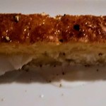 （h）etta - ポレンタ粉を混ぜたカリもちパンと自家製ラルドのパニーノ