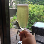 GIRINO - シャンパンで乾杯！