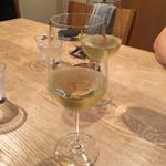 GIRINO - 白ワインーボトル二本空けました！