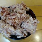 唐揚げ 一筋 - 唐揚げが８個も載っていた