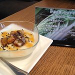 シェフズ・ブイ 横浜ランドマークタワー店 - さつま芋のプリン