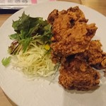 春待堂 - 鶏の唐揚げ