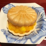 銀座 しのはら - フォアグラとマンゴーの最中