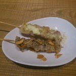 空と大地のトマト麺 Vegie  - 【2012年01月】 創作焼鳥は、＠100円～120円。