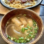 居酒屋 アル - ランチセットの味噌汁（玉ねぎ・揚げ） 玉ねぎの甘みたっぷり