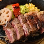 肉食家さんのハンバーグ にくきゅうグリル - 