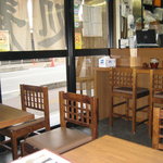 めはり本舗 三軒茶屋　紀伊田辺支店　店内の様子