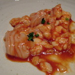 一力 - 半額日ホルモン700円→350円ですが新鮮で旨いですよ。旅行で来ている関東の人なら必ず食べて欲しい部位です。