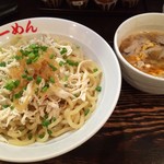 Hinoderamen - ・鶏くらげ酸辣湯つけ麺