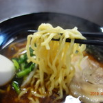 Chuukasakaba Ryuushou - 中太の縮れ麺