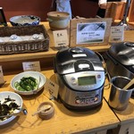 四季菜 - 五穀米と白米