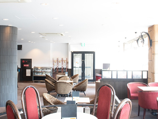 Kissa Shitsu Renoir Sugamoekimaeten photo 5