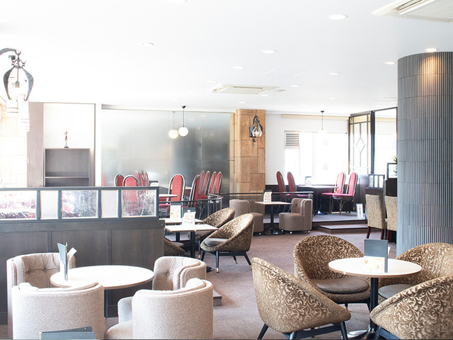 Kissa Shitsu Renoir Sugamoekimaeten photo 4